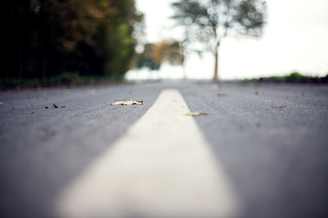 The Radical Middle.  Healthy Faith in a World of Extremes